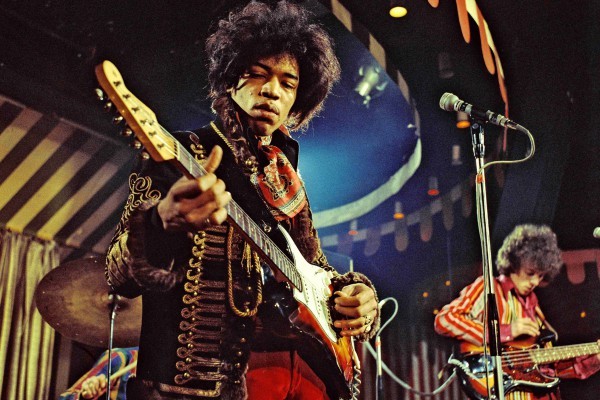 1968-1969  in dem Haus, heute als Händels Haus bekannt,  lebte der amerikanische virtuose Gitarrespieler Jimmi Hendrix